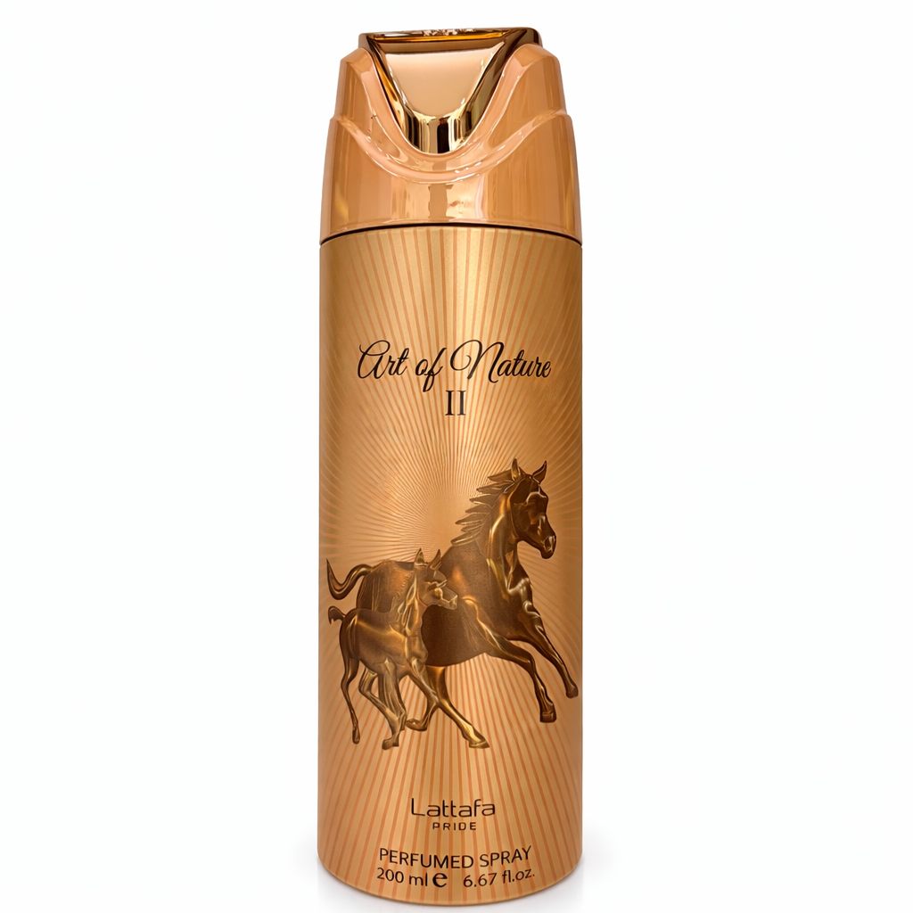 Lattafa Pride „Art of Nature II“ Parfüm-Deospray (200 ml) in goldfarbener Spraydose mit glänzender Kappe und Pferdemotiv, freigestellt vor weißem Hintergrund.