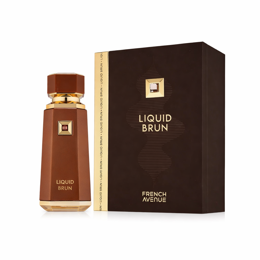 Parfum „Liquid Brun“ von French Avenue als braune, eckige Flasche mit goldenen Details und passender dunkelbrauner Verpackung; elegante Unisex-Duftpräsentation vor hellem Hintergrund.
